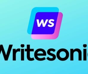 Writesonic Logo